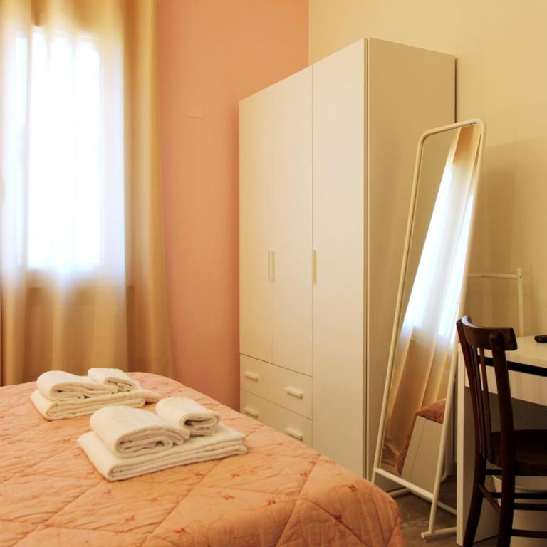 Maison N&M - Camera Matrimoniale con Bagno Privato - 11