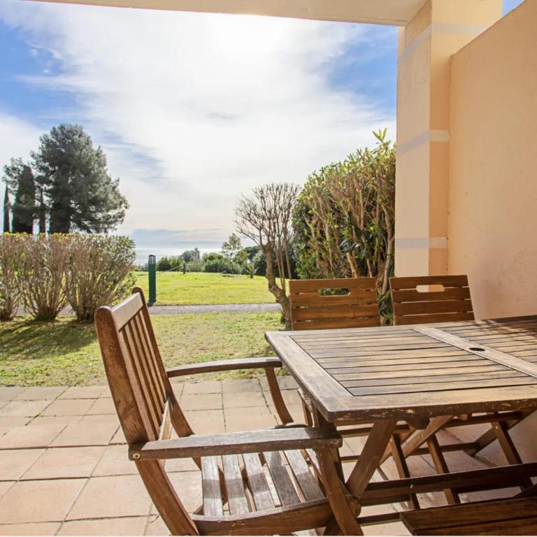 Garden level for 5 people with sea view - Villa - 3