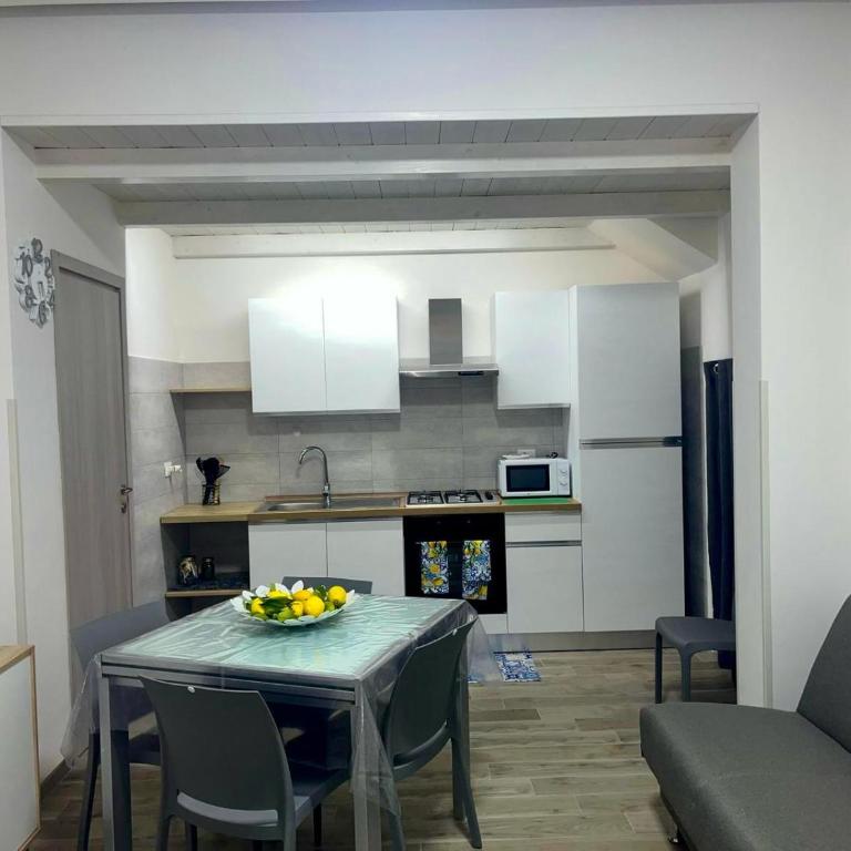 Silvia's House - Appartamento con 2 Camere da Letto - 5