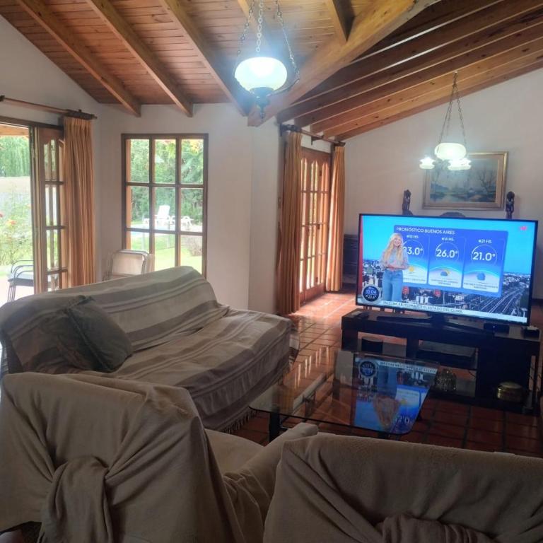 HERMOSA CASA en CHACRAS DE CORIA - Villa - 8