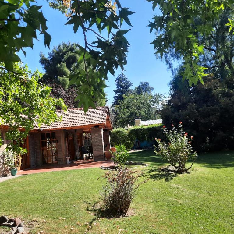 HERMOSA CASA en CHACRAS DE CORIA - Villa - 11