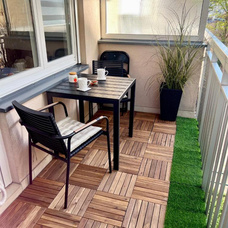 Poppy Elegance City Center & Free parking - One-Bedroom Apartment - 5