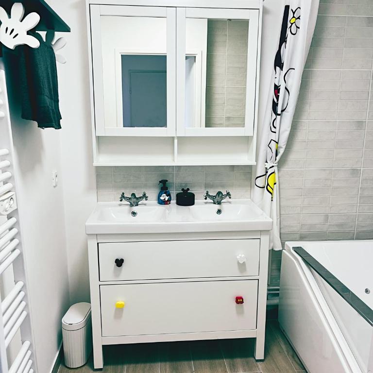 Logement Magique à 1,5 km de Disneyland Paris - Appartement 2 Chambres - 11