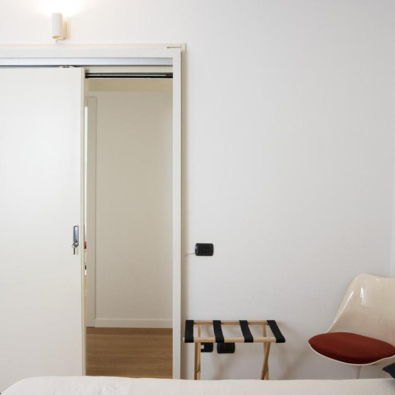 Appartamento in affitto zona Tortona Solari - Appartamento con 3 Camere da Letto - 19