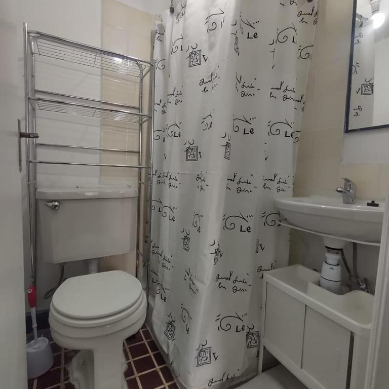 Mahatma Suites & Rooms - Habitación Doble con baño privado - 2