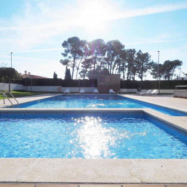 Apartamento cerca de la playa con vista y piscina - ES-325-5 - Apartment - 5