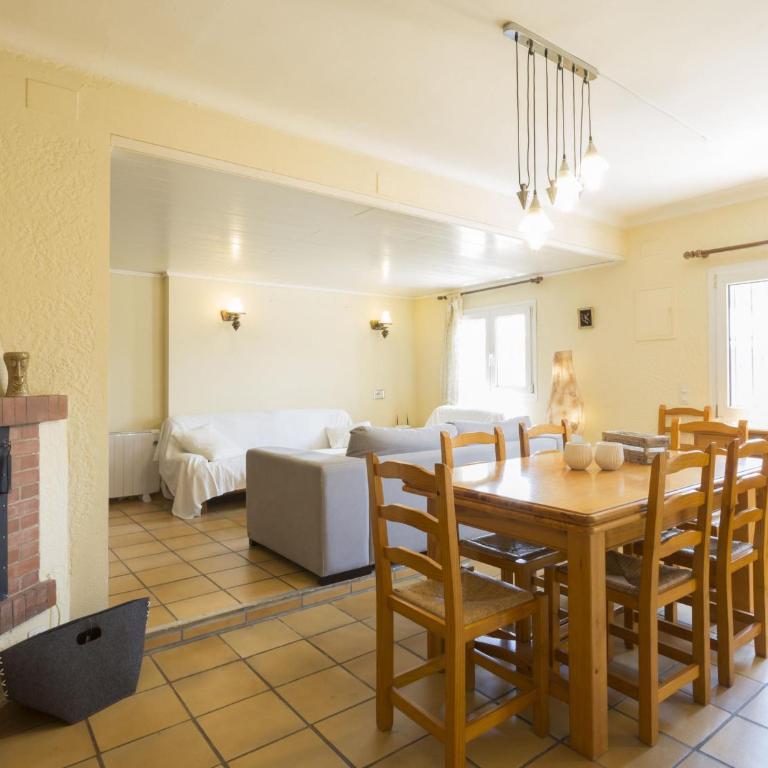 Casa con piscina privada, 300m playa, L'Escala - ES-325-17 - Villa - 9