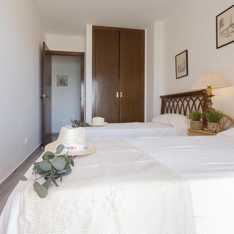 Apartamento para 6 Personas en la Playa con Parking y Wi-Fi - ES-325-7 - Apartment - 6