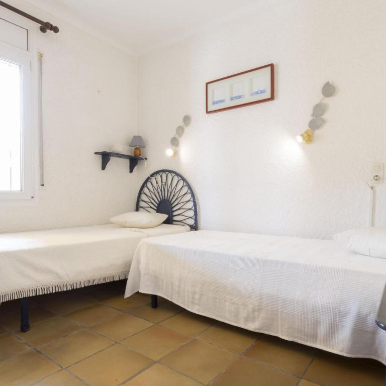 Casa con piscina privada, 300m playa, L'Escala - ES-325-17 - Villa - 22