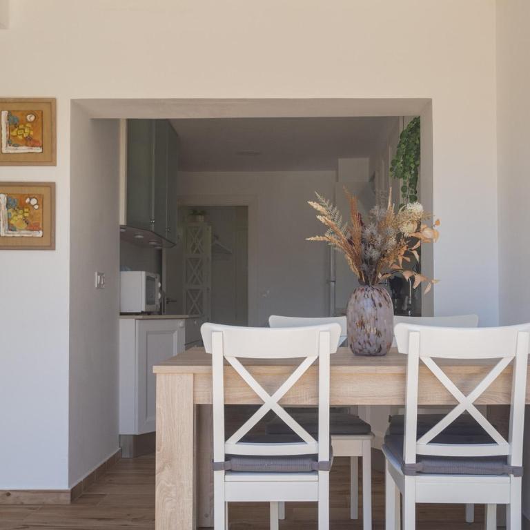 Encantador apartamento con terraza cerca de la playa - ES-325-29 - Apartment - 8