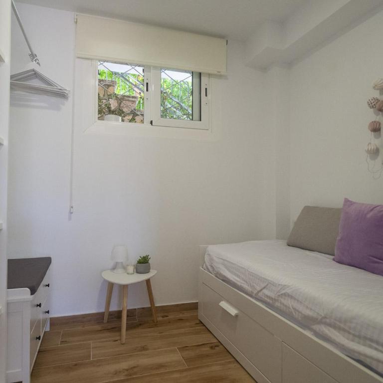 Encantador apartamento con terraza cerca de la playa - ES-325-29 - Apartment - 16
