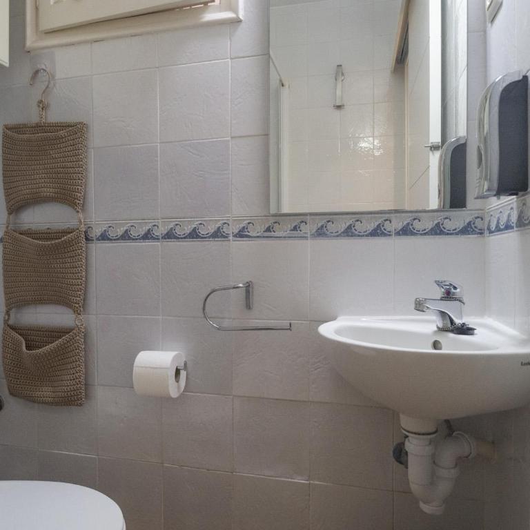 Encantador apartamento con terraza cerca de la playa - ES-325-29 - Apartment - 18