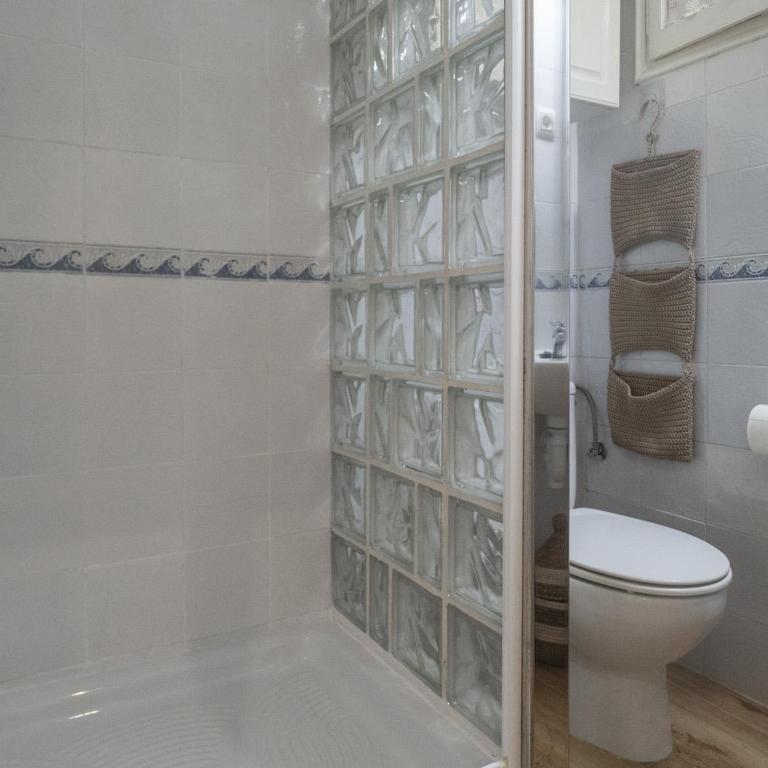 Encantador apartamento con terraza cerca de la playa - ES-325-29 - Apartment - 20