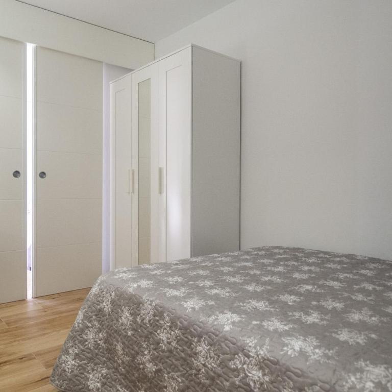 Encantador apartamento con terraza cerca de la playa - ES-325-29 - Apartment - 23