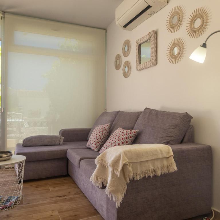 Encantador apartamento con terraza cerca de la playa - ES-325-29 - Apartment - 25