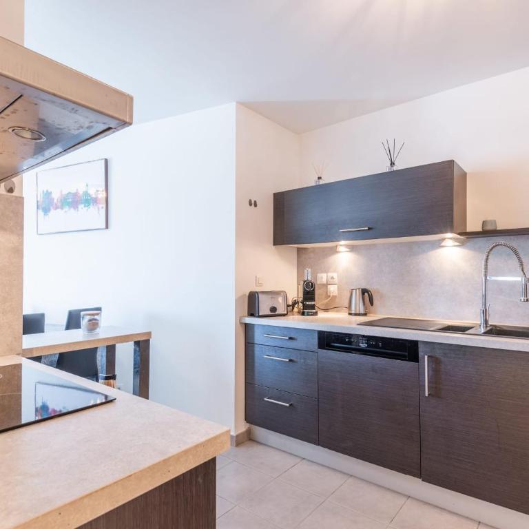 Joli T2 de 57 m proche lac et Vieille Ville - Chambre - 8