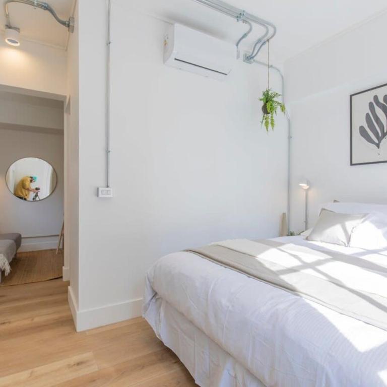 HOM I Acogedor y Luminoso Studio en Monjitas Servicio - Estudio - 12