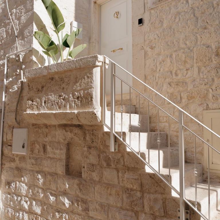 Aurluna Luxury Suites - Suite with Terrace - 31