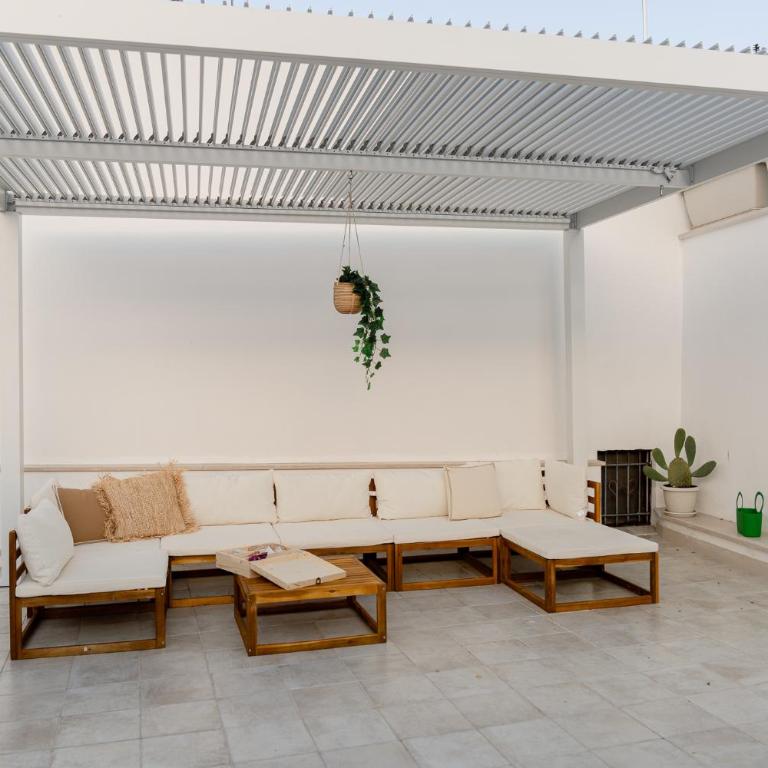 Aurluna Luxury Suites - Suite with Terrace - 35