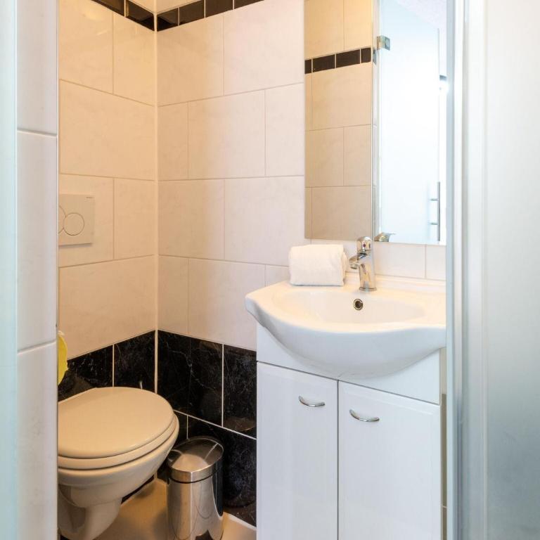Apartment in Ellmau with Ski-In Access - Two-Bedroom Apartment - 28