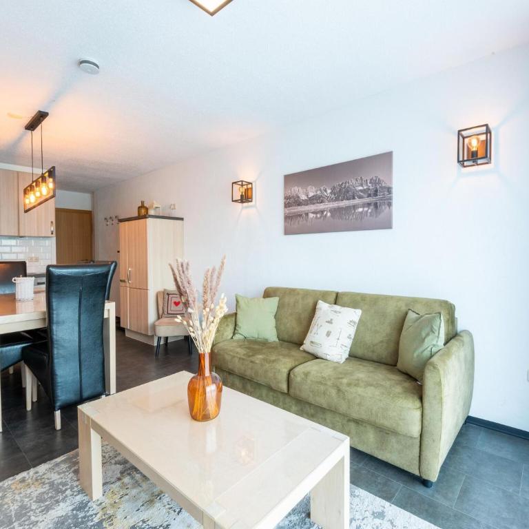 Apartment in Ellmau with Ski-In Access - Two-Bedroom Apartment - 11