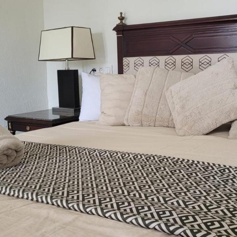 Palacio de los Angulo casa histórica en el centro de Córdoba - Habitación Deluxe con cama extragrande - 2