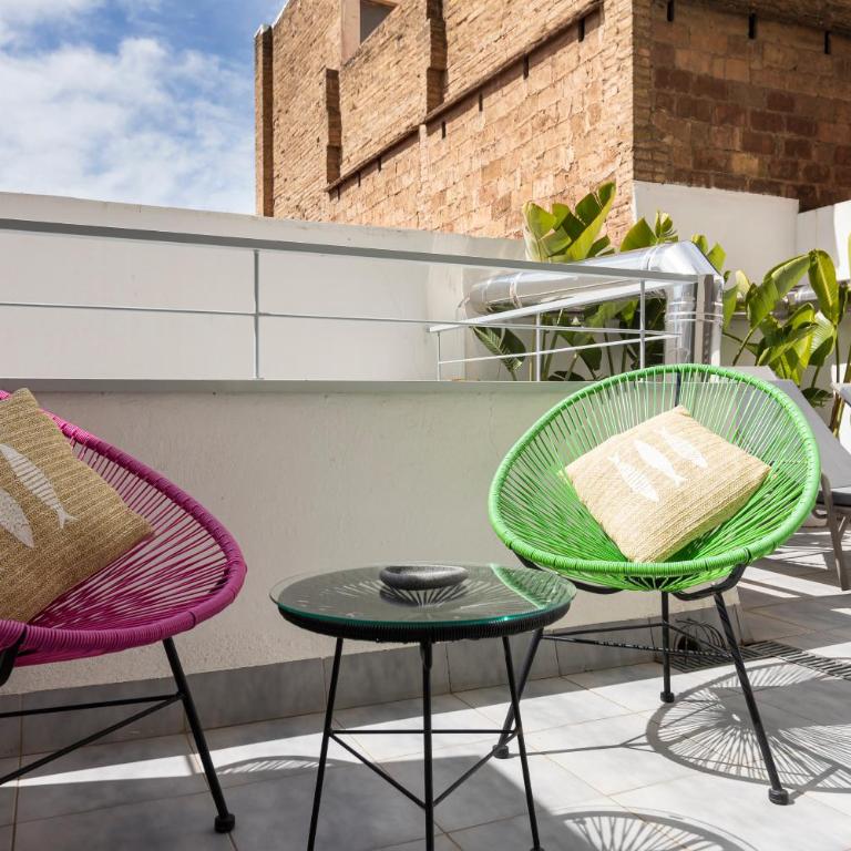 SmartRoom Barcelona - Superior Double or Twin Room with Terrace - 6