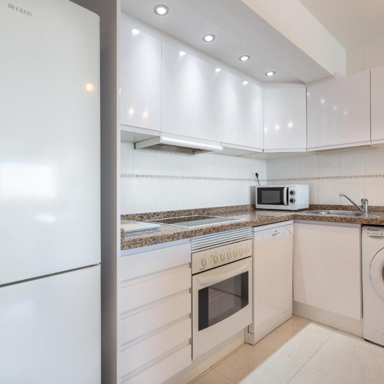 Marbella Centre on the Promenade Beach Front line - Apartamento de 2 dormitorios - 8