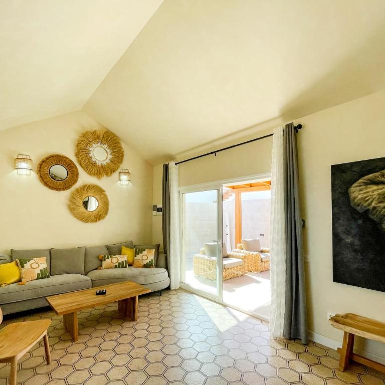 Villa del Mar. Sol, calma y relax en el centro - Three-Bedroom Villa - 14