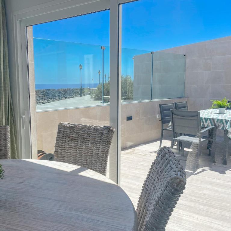 Villa del Mar. Sol, calma y relax en el centro - Three-Bedroom Villa - 35