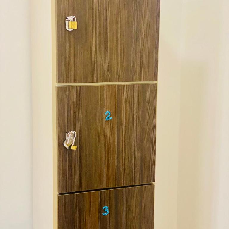 Comfort inn Rome Termini - Posto Letto in Dormitorio Femminile con 6 Letti - 18