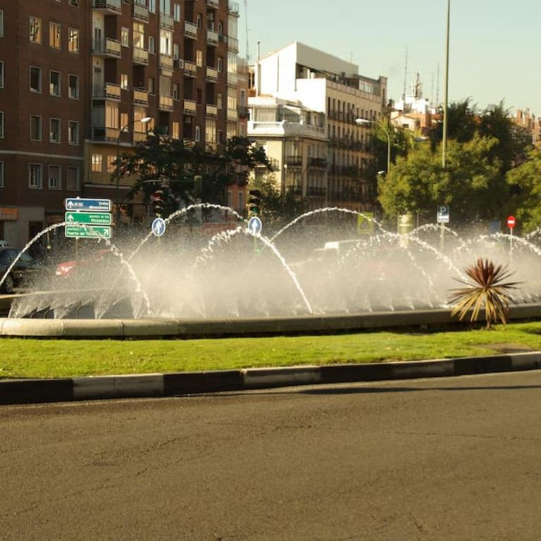Urban Loft near Atocha (Ercilla N) - Two-Bedroom Apartment - 5
