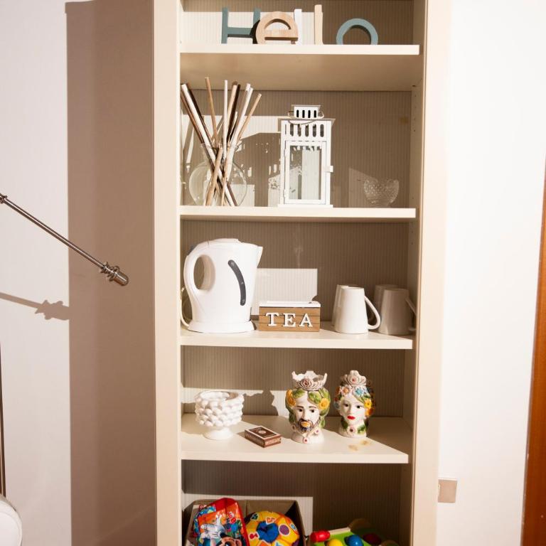 Montesanto 13 - Two-Bedroom Apartment - 9
