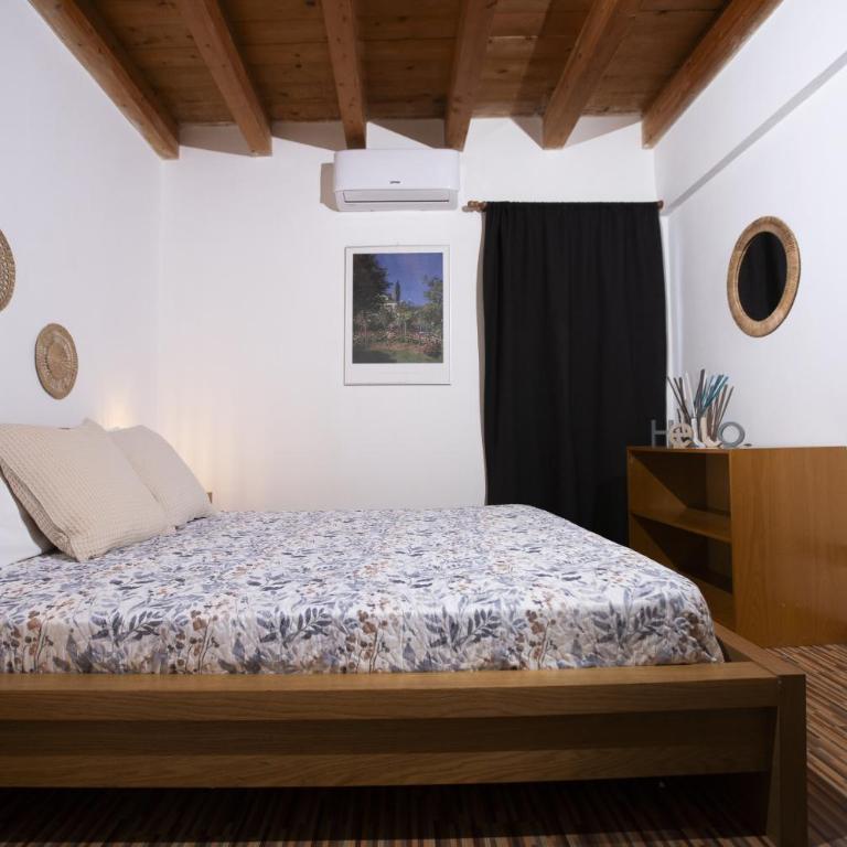 Montesanto 13 - Two-Bedroom Apartment - 12