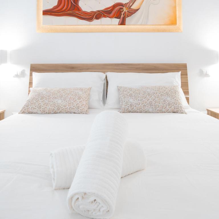 La Pigna - Double Room with Private Bathroom - 8
