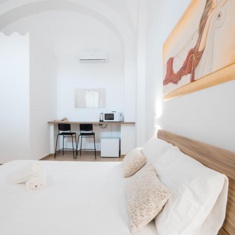 La Pigna - Double Room with Private Bathroom - 4