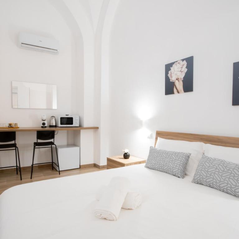 La Pigna - Double Room with Private Bathroom - 6