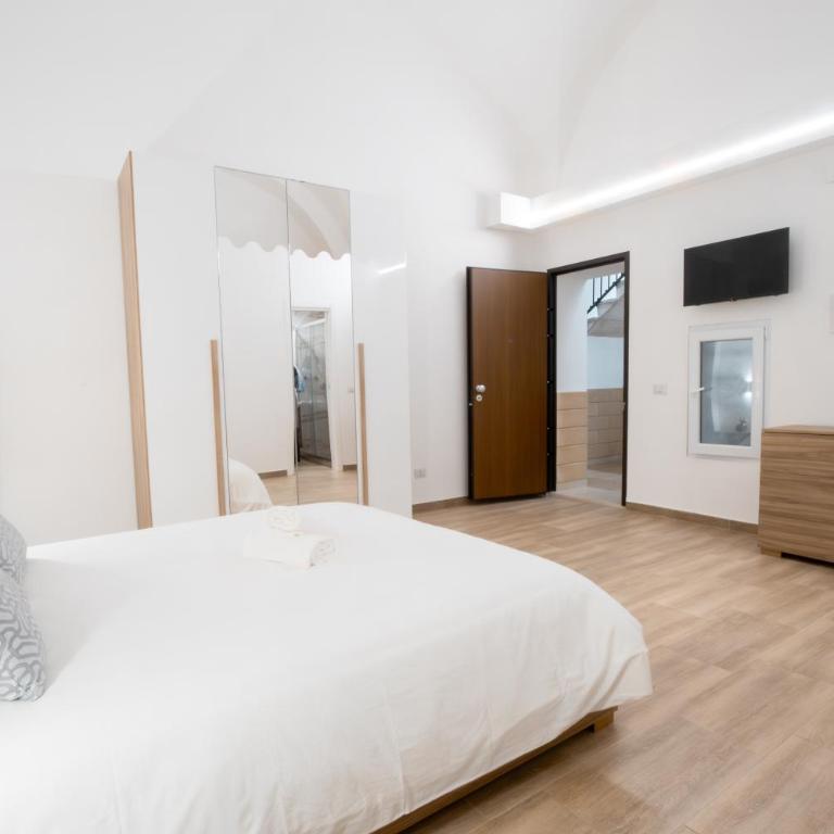La Pigna - Double Room with Private Bathroom - 13