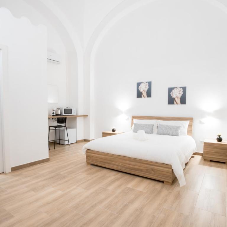 La Pigna - Double Room with Private Bathroom - 12