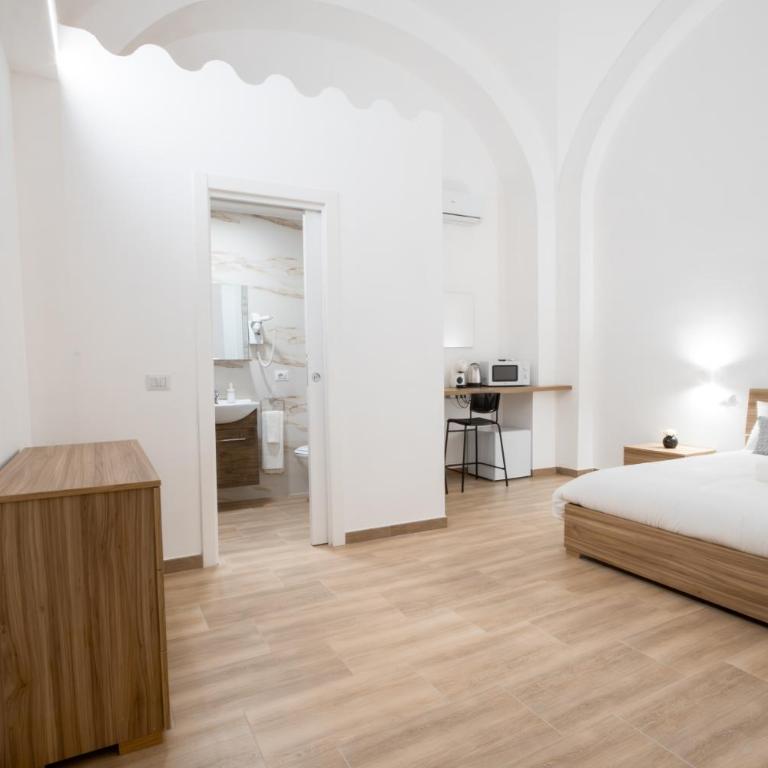 La Pigna - Double Room with Private Bathroom - 16