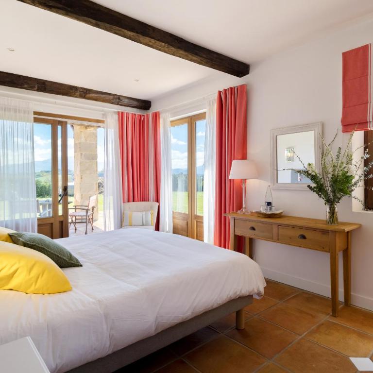 La Maison Tamarin - Double Room with Mountain View - 4