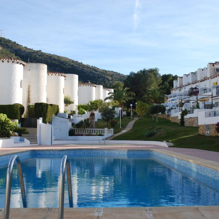 Albiretes - Bungalow con patio - 2
