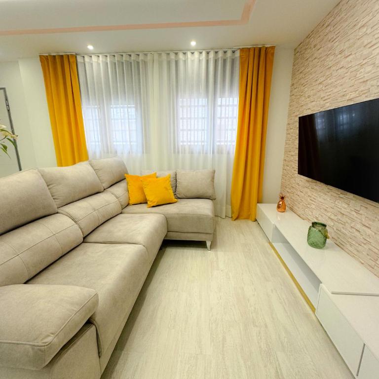 Luxe Apartment Madrid 7 paradas de Metro de Sol - Two-Bedroom Apartment - 24