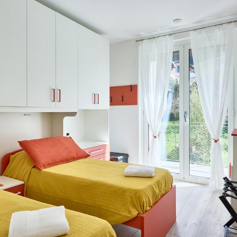 Una finestra al lago - Appartamento con 2 Camere da Letto - 11