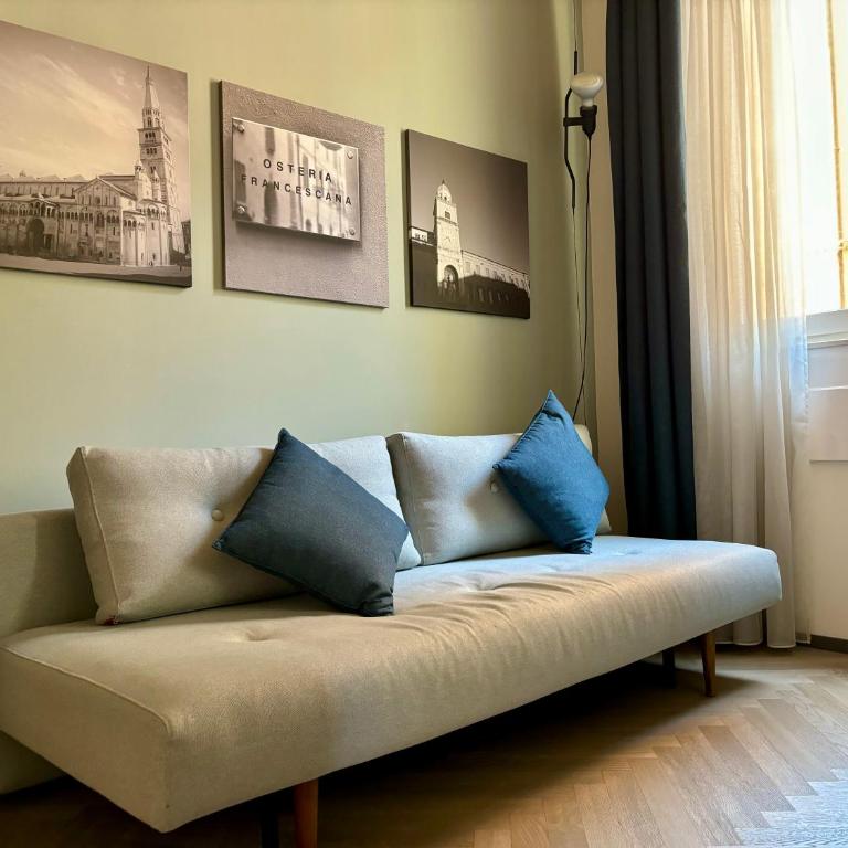 Saragozza Suite 2 Intero appartamento in centro storico WIFI e parcheggio gratuito - Room #1184228601 - 3