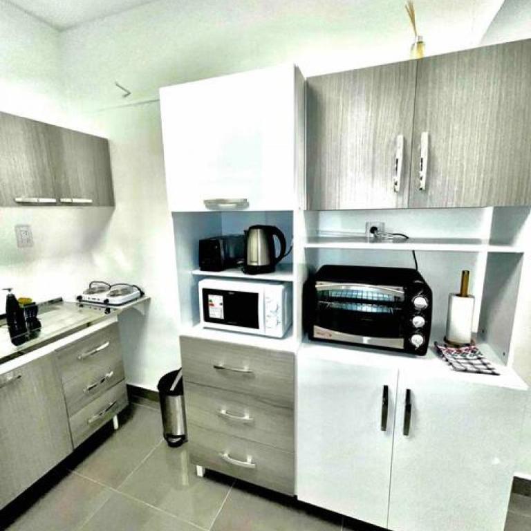 Dpto ubicacion perfecta cuatro habitaciones tres baños en calle caseros, renovado y remodelado - Bonavista Rentals - Apartamento - 8