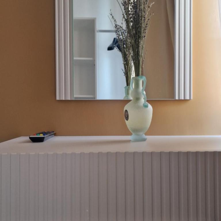 Living - Single Room - 19