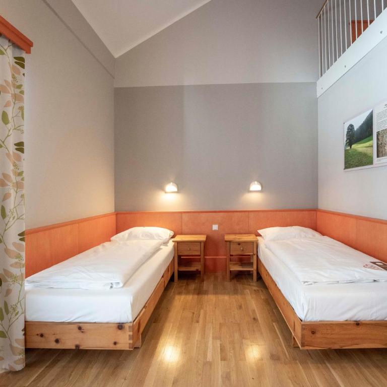 JUFA Hotel Hochrindl - Comfort Vierbettzimmer - 1