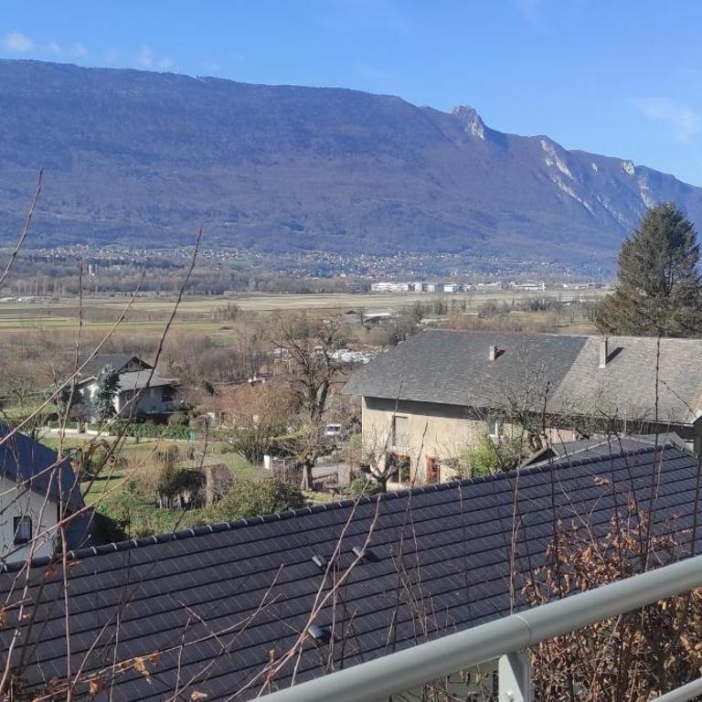 Pretty new and comfortable house between towns and lakes - Casa - 21