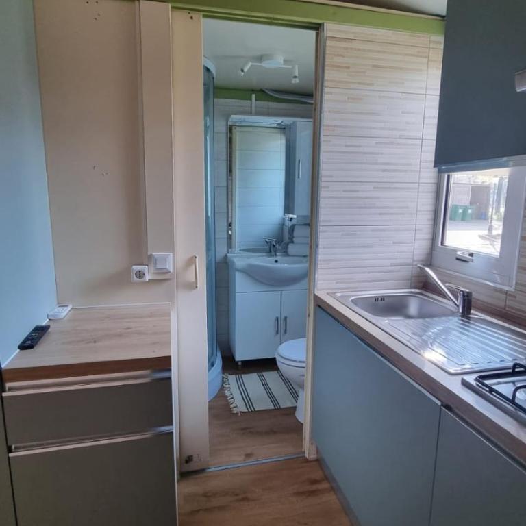Camping Dal Pino - Bungalow con 2 Camere da Letto - 3